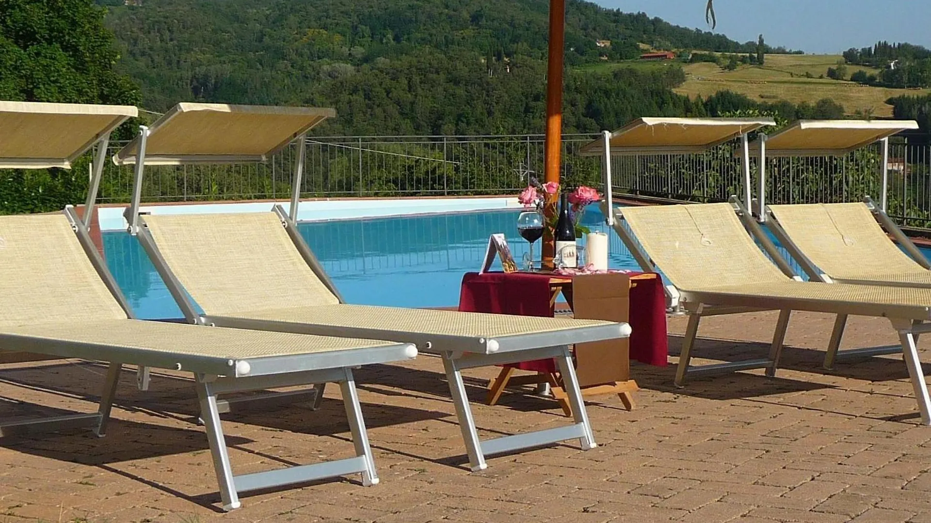 Freistehendes Agriturismo Mit Garten Und Pool Pratovecchio
